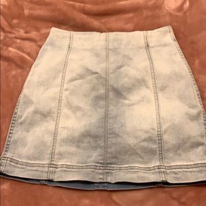 Light wash denim skirt